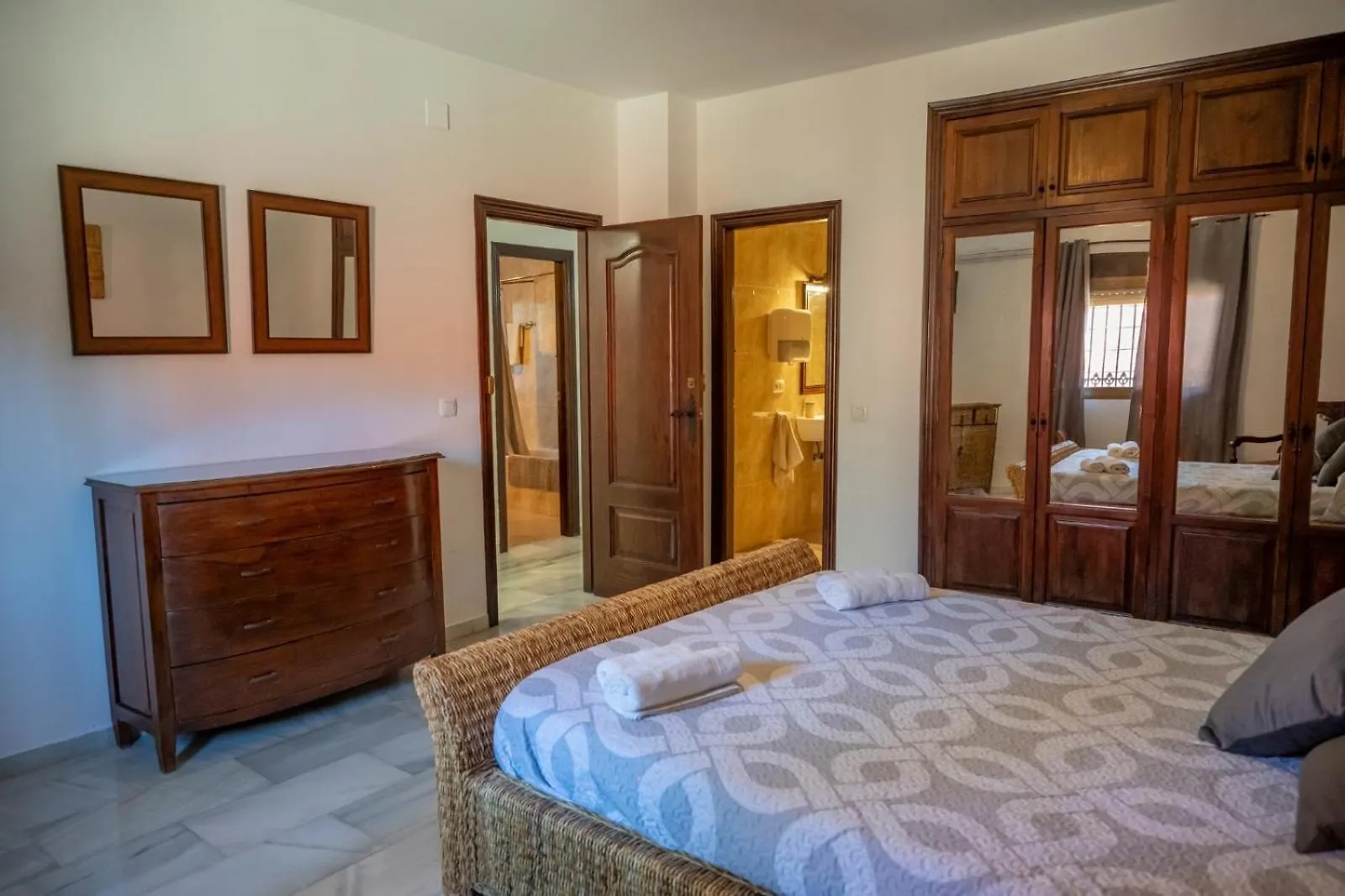 Сasa de vacaciones Gran Finca El Romeral Villa Antequera